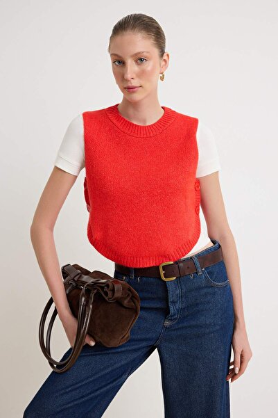 Trendyol Collection Red Crop Soft Textured Buttoned Knitwear Sweater Twoaw25S...