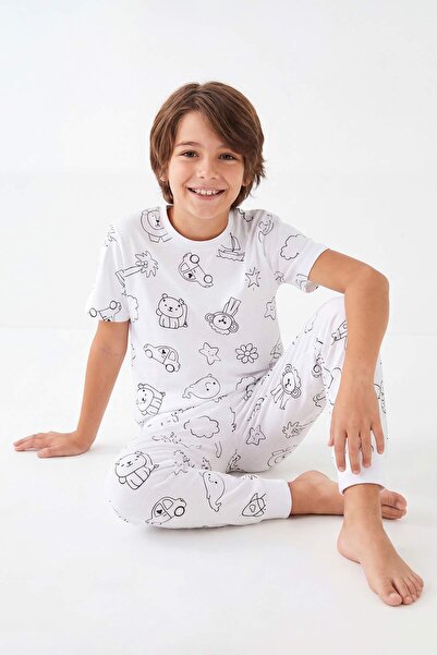 TRENDYOLKIDS Ecru Dye Geschenk-Unisex-Kinder-Pyjama-Set TKDSS26PT00018
