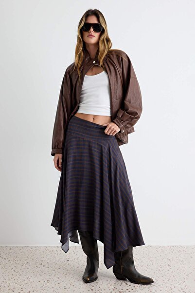 Trendyol Collection تنورة متعددة الألوان TWOAW27ET00078