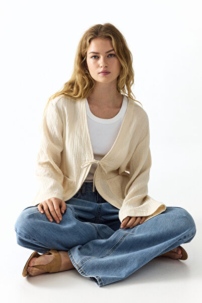 H&M Önü Bağcıklı Muslin Ceket