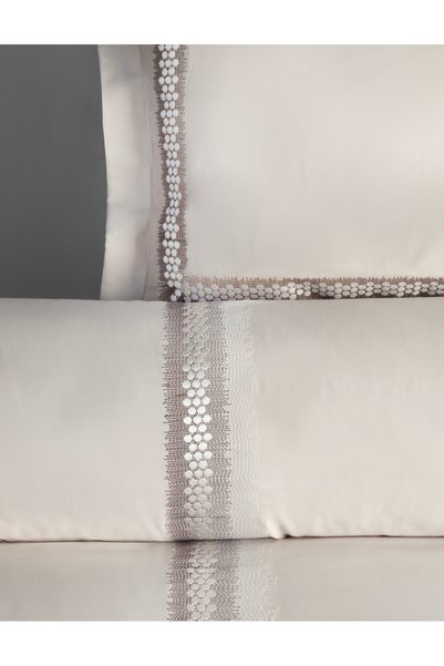 Dantela Montana Embroidered Cotton Satin Duvet Cover Set - Beige