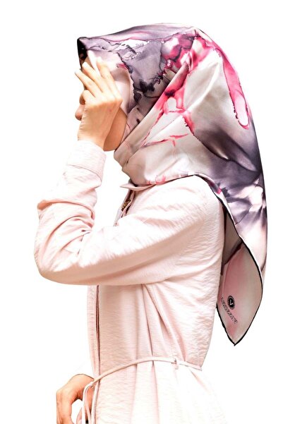 Vissona %100 Twill İpek Batik Çiçek Desenli Gri - Pembe Renkli 90x90 Eşarp Ke...