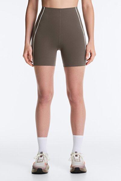 Oysho Perfect-adapt 15cm high-rise cycle leggings with seams