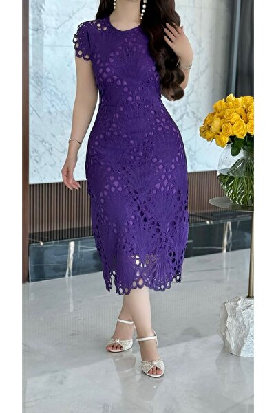 Livia Sleeveless perforated knee-length dress
