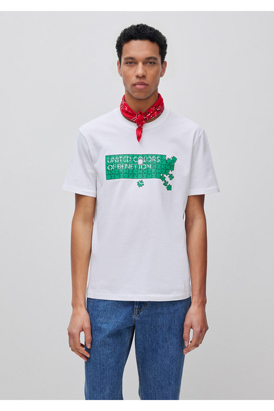 United Colors of Benetton تيشيرت رجالي أبيض مزيج 100% قطن بطبعة شعار بقصة عاد...