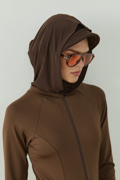 QANU Alara Hooded Hat Bone Brown