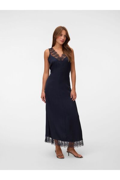 Vero Moda Dress AWCLAIRE Midi dress