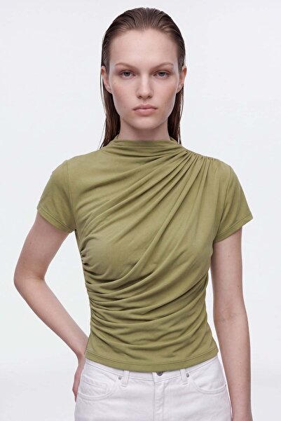HAKKE Short sleeve sandy blouse with gathered detail