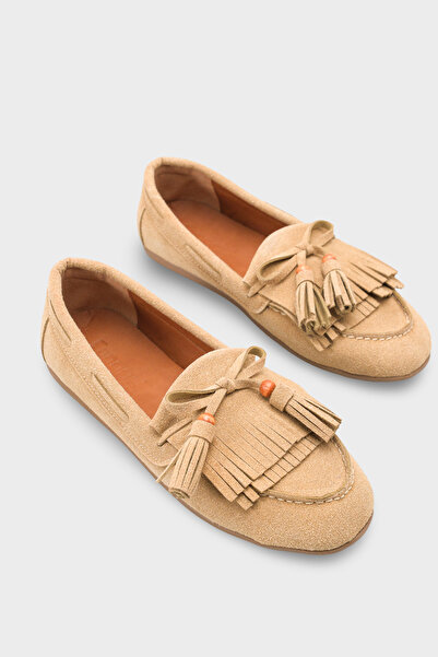 Capone Outfitters حذاء فيرونيك بشرّابات الناعم للنساء حذاء لوفر مع إكسسوارات ...