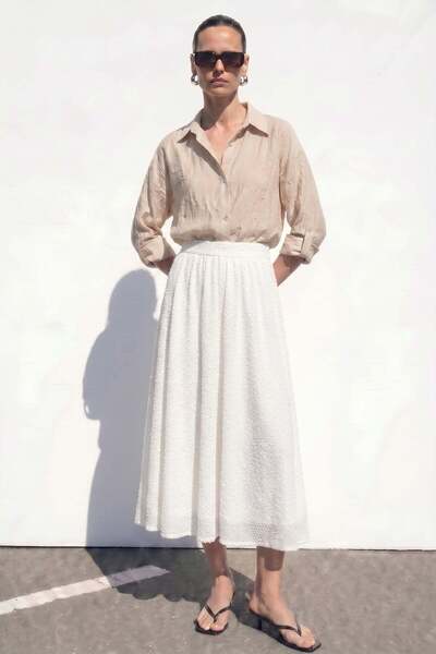 Sateen Textured Flared Skirt - Ecru