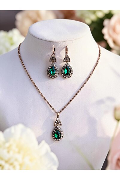 FAYRA ACCESSORIES طقم قلادة وأقراط على شكل قطرة ماء من حجر الزركون