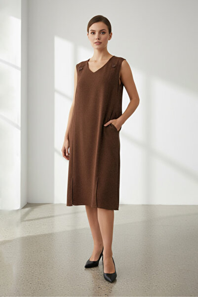 LAbute Women's Linen V-Neck Shoulder Button Detailed Slit Plus Size Dress