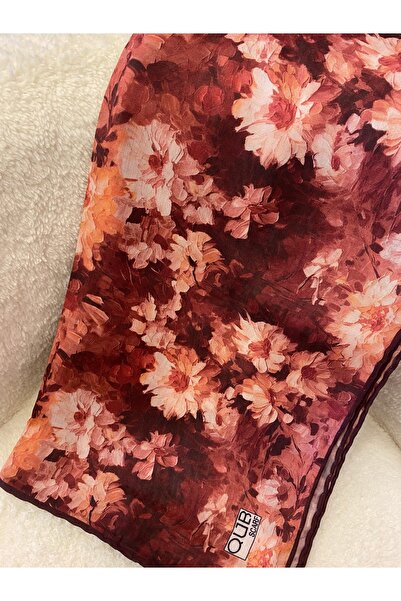 QUB Flower Pattern Scarf