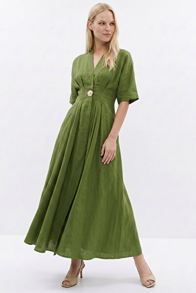 Exquise Short Sleeve V-Neck Midi Regular Dress