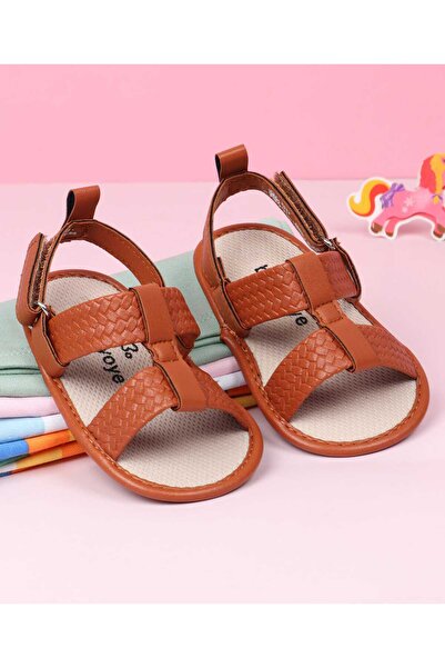 Babyoye Solid Booties with Velcro Closure & Zig Zag Design - Tan