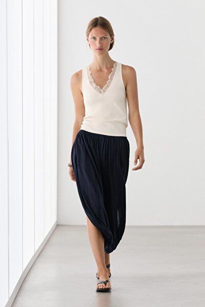 Massimo Dutti V yaka dantel detaylı bluz