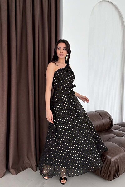 Serica Moda Rochie neagră cu bretele pe umeri și buline aurii