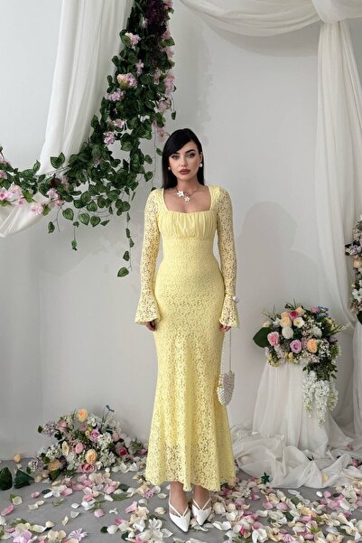 Caddebostan Moda فستان سهرة وفساتين مناسبات بياقة مربعة وأكمام طويلة وطول متوسط