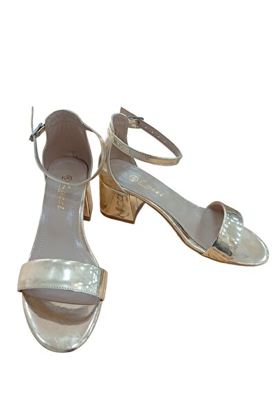 Acarbey Heeled Zenne
