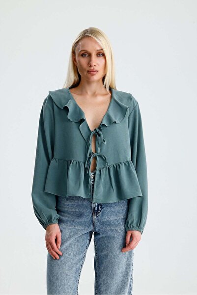 minaaise Green Ruffled Lace-Up Short Blouse