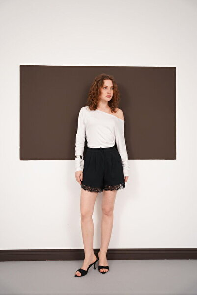 VERYMODA Lace Detailed Shorts - Black |   D2995