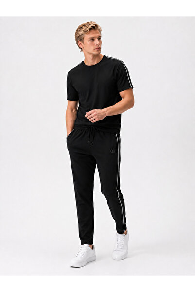 FORMO Men's Zippered Pocket Sports Sweatpants/High-Quality Basic T-Shirt Set