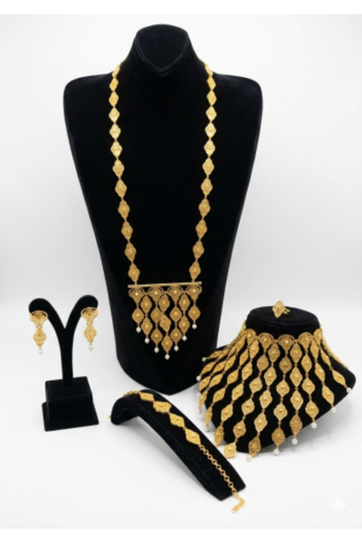Nabd Althiqa Sheikha Hind Gold Plated Set