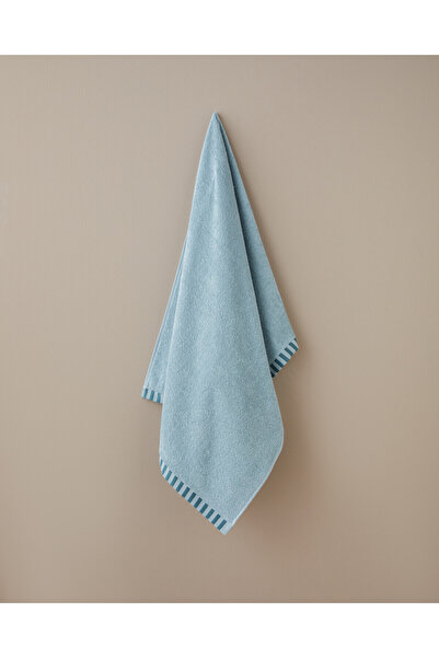 LC Waikiki Nevavm Farkıyla Bath Towel