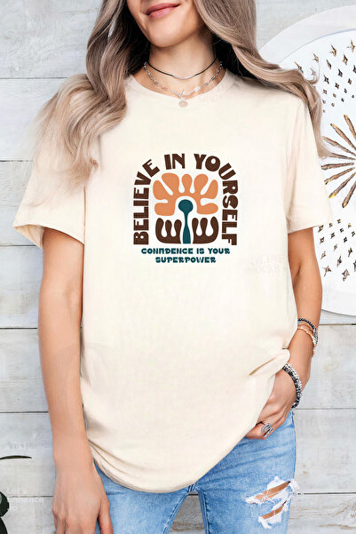 Sarah's Boutique Women's T-shirt – 100% cotton – Believe Yourself