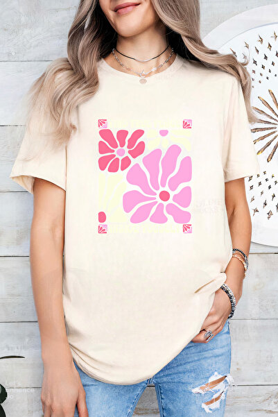 Sarah's Boutique Women's T-shirt – 100% cotton – True Peace