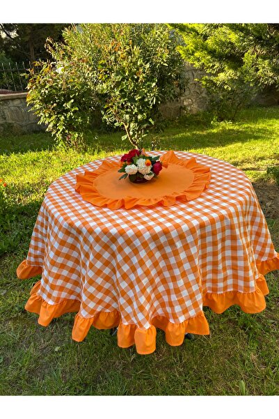 Lilza Home Fırfırlı Pötikare Desenli Yuvarlak Masa Örtüsü