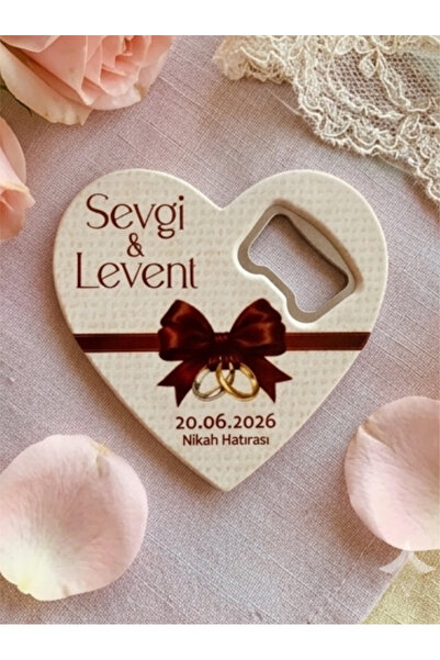 Fine Line Design Kişiye Özel Kurdele Desenli Hediyelik Kalp Magnet Açacak Söz...