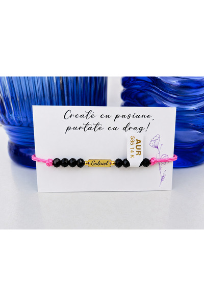 Handmade Brățară personalizată cu nume – Aur 14K și cristale negre