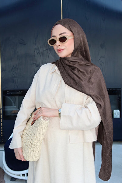 Madame Polo شال جاكار فاخر مضيء - براوني
