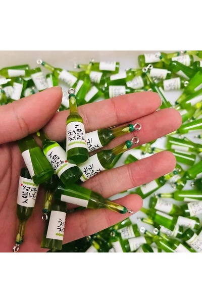 Choice 10pcs 10pcs Mini Alcoholic Drink Bottle Resin Charms Popular Wine Bott...