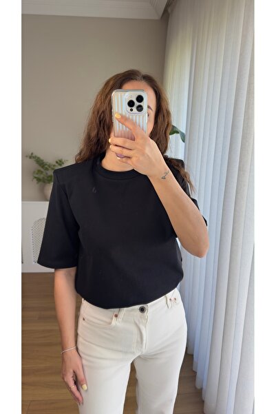 Butikrenginyılmaz Vatkalı Kısakollu Basic T-shirt
