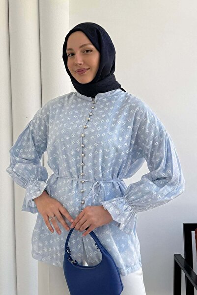 Modaensarbutik Vual Kumaş Çiçek Desenli Önü Düğmeli Gömlek-BEBE MAVİ