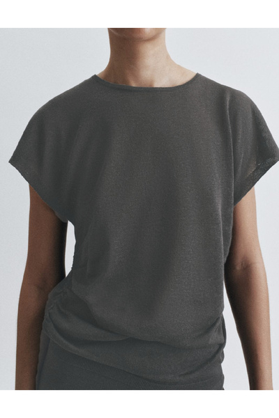 Evendi Tricou, Gri