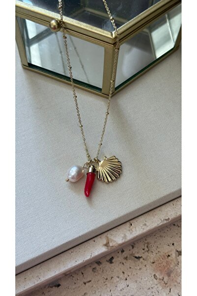 Muse Sister Pepper-Seashell Charm Necklace