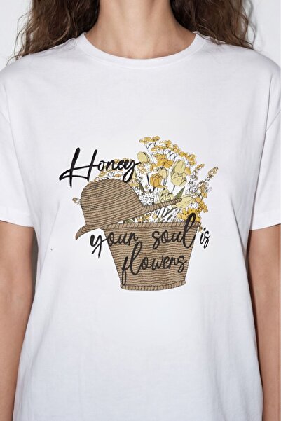 Quzu Honey Flowers Printed T-Shirt