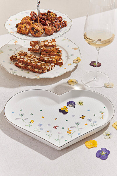 Paşabahçe Petite Fleur Heart Porcelain Serving Plate, Serving Plate, 1 Piece