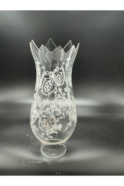 KUĞULU AVİZE LAMBA CAMI.BEYAZ MOTİFLİ,AĞIZ KISMI KESMELİ (Alt yuva çapı:5.50 cm-h:21.50 cm)(E.14)(E.27) Mum ampule göre.