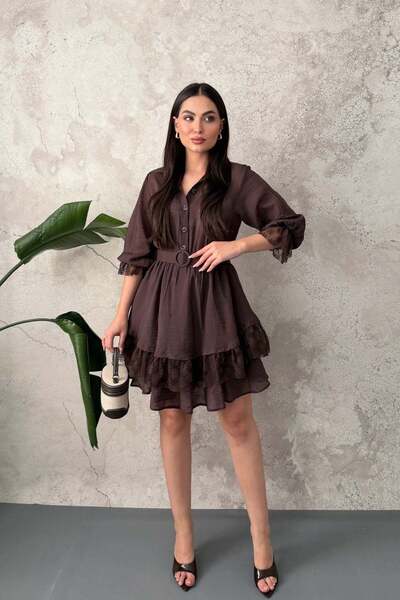 Elbee Fashion Woman فستان دانتيل بني اللون مع شريط أمامي