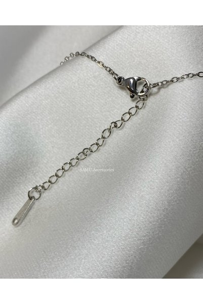 Samu Accessories قلادة إنفينيتي من الفولاذ مرصعة بالأحجار - قلادة إنفينيتي فضية مرصعة بالزركونيا
