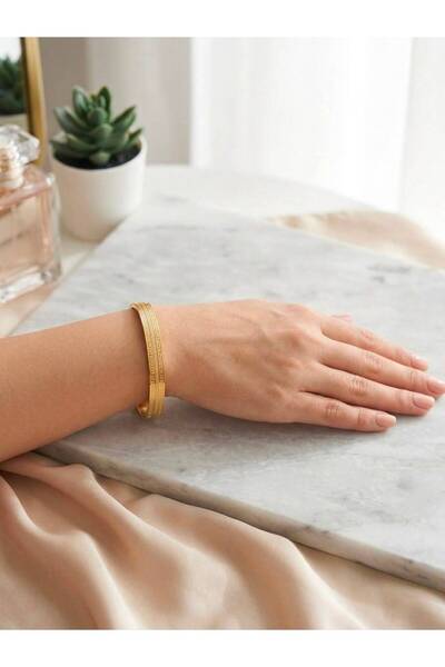 VAREVİA Patterned Thick Steel Bracelet