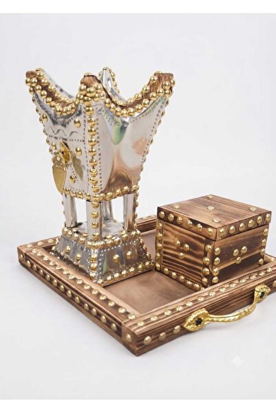 Oud طقم حائلي مع كتابة الاسم