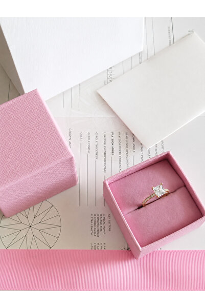 Glamour Galore Luxury Ring with Earrings