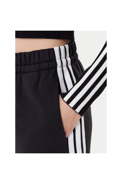 adidas Pantaloni de trening pentru femei JE1276 Negru
