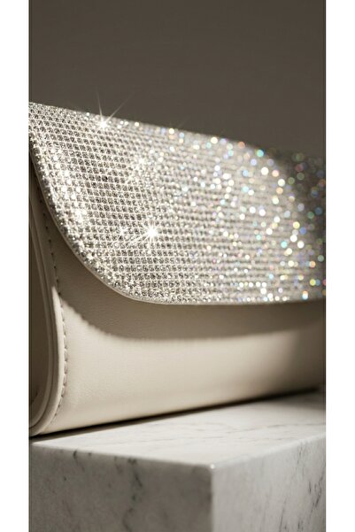 By NESLİHAN COLLECTİON Simli Abiye Clutch Çanta