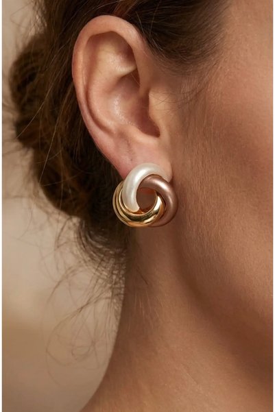 GOLDURA ATELIER Triframe Gold Earrings